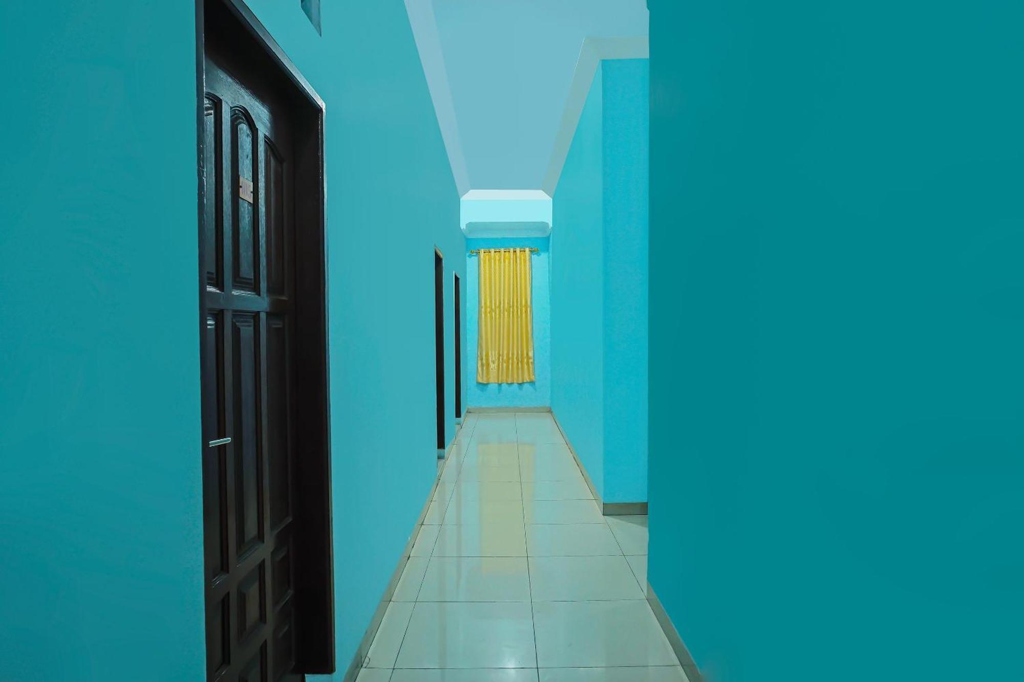 Oyo 92577 Hotel Sidikalang Near Kejaksaan Negeri Dairi Exteriör bild