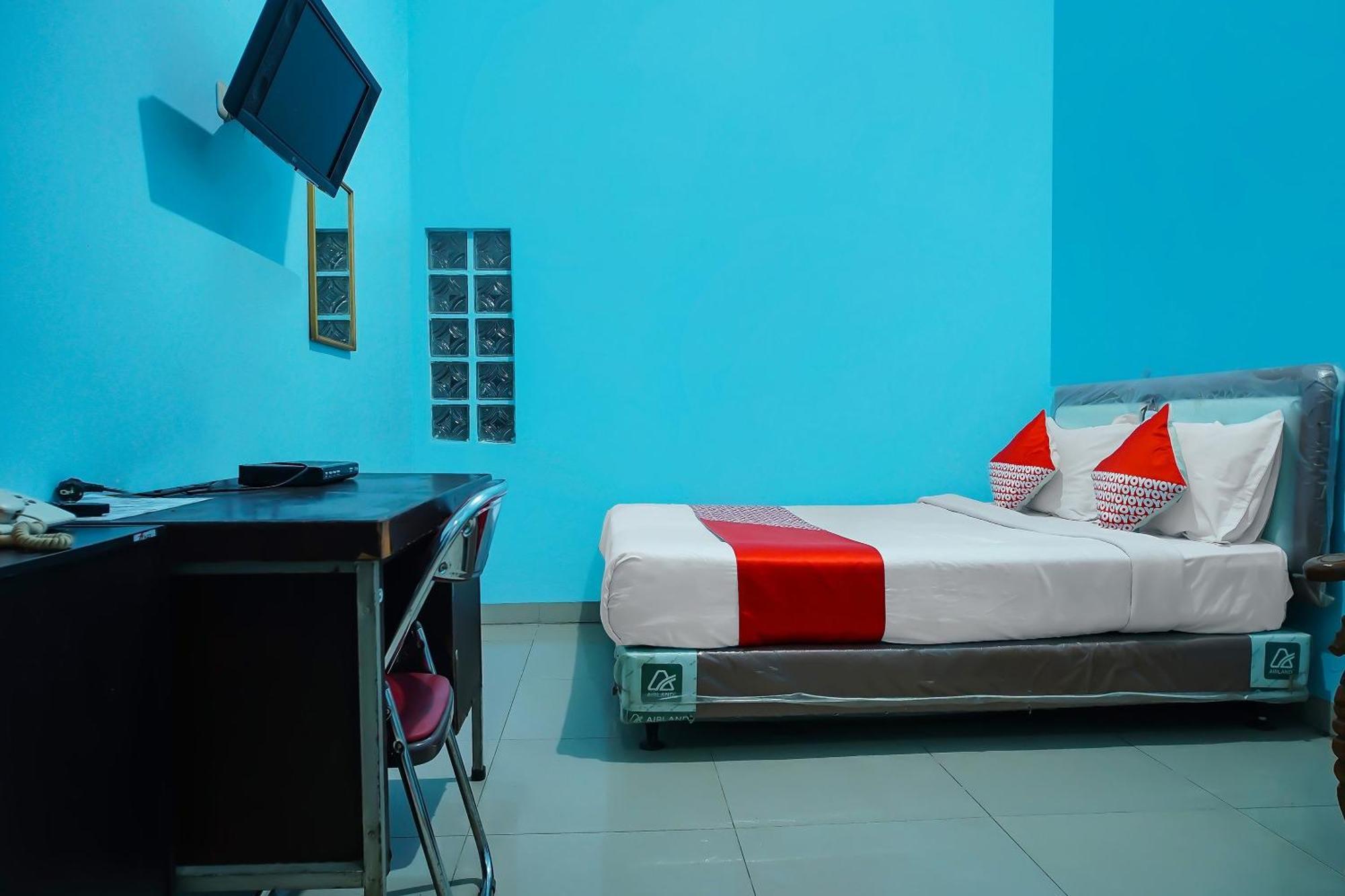 Oyo 92577 Hotel Sidikalang Near Kejaksaan Negeri Dairi Exteriör bild