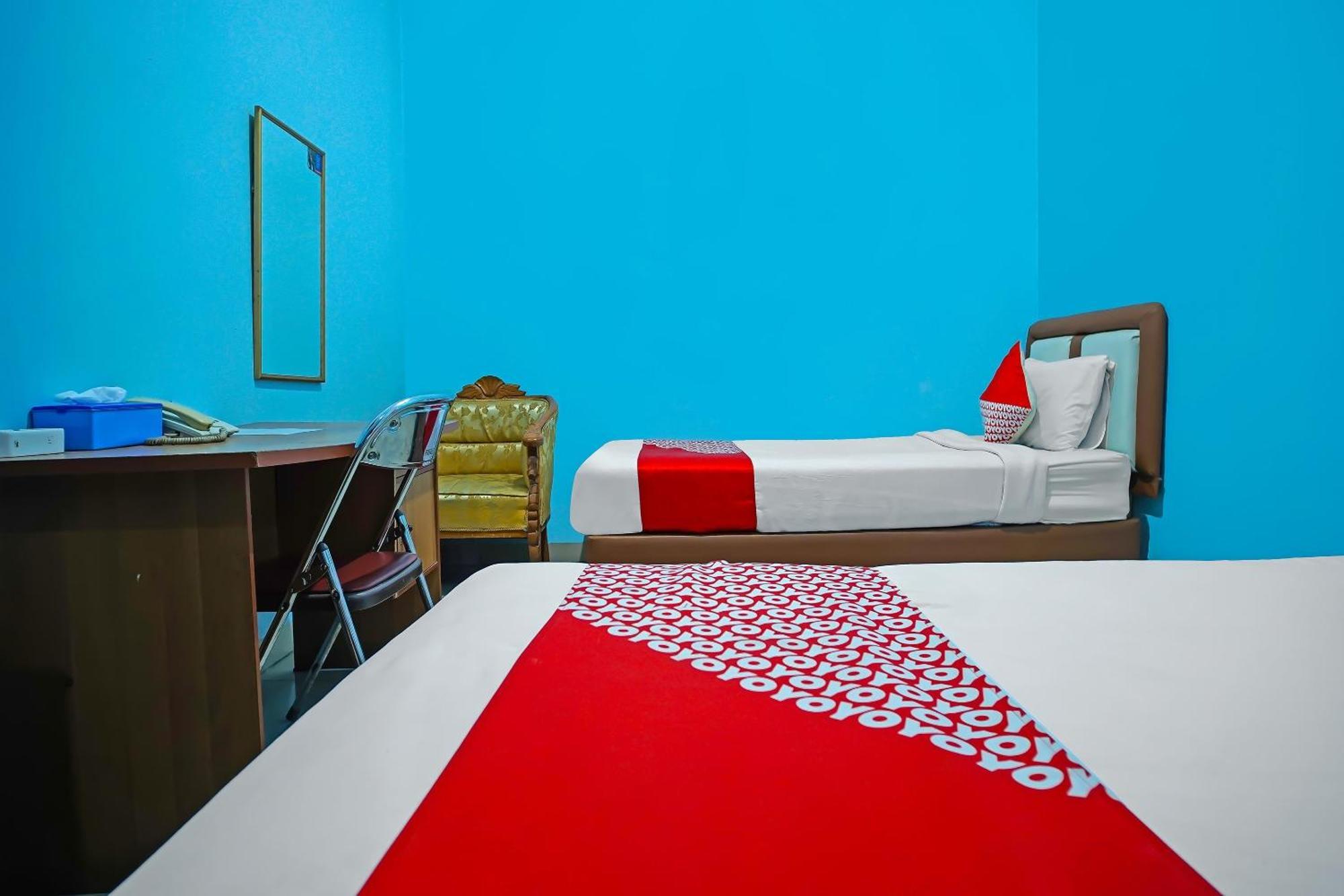Oyo 92577 Hotel Sidikalang Near Kejaksaan Negeri Dairi Exteriör bild
